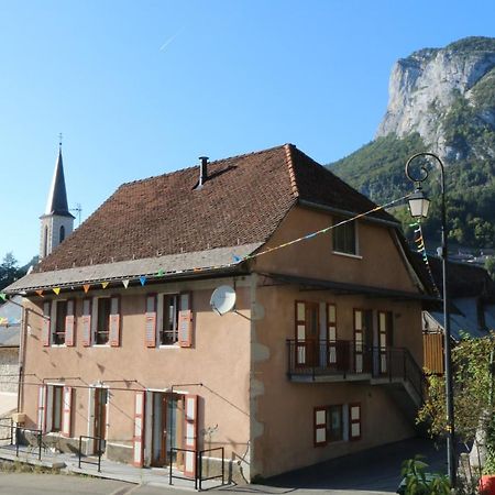 Appartement Le postillon REZ à Saint-Pierre-d'Entremont  Extérieur photo